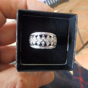 14K White Gold solid Sterling Silver 0.25 CTW Diamond ring